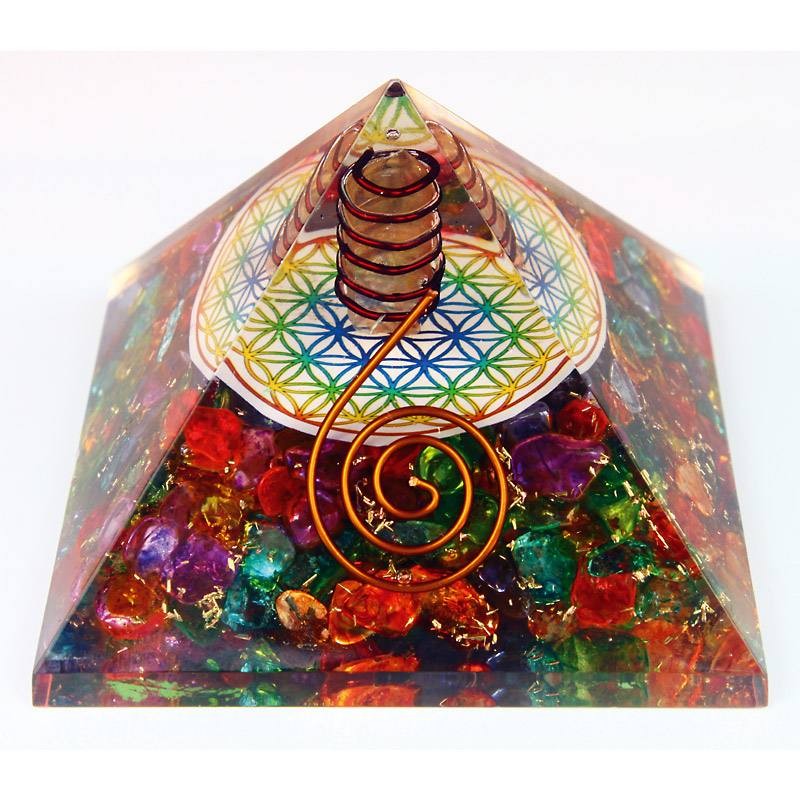 Orgon Pyramide Quarz Regenbogen mit Blume des Lebens