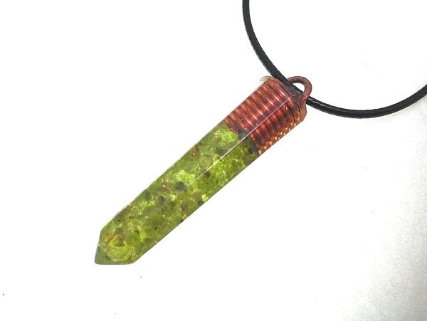 Orgon Flow Anhänger Peridot 8786P