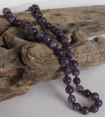 Amethyst Halskette 10mm x 80cm A geknotet