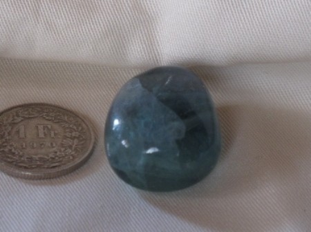 Fluorit Tropfen mit Loch Anhänger