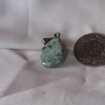 Granat grün Anhänger