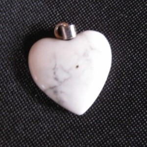 Howlith Herzli Anhänger