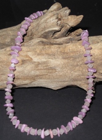 Lavendeljade Splitter und Rosenquarz Würfel 48cm