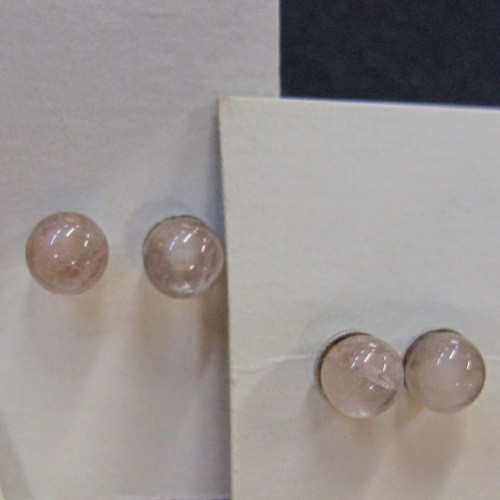 Rosenquarz Ohrstecker 4mm