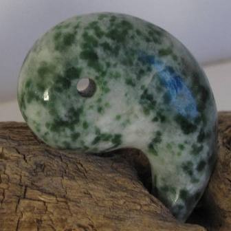 Smaragdjade Anhänger Träne gross