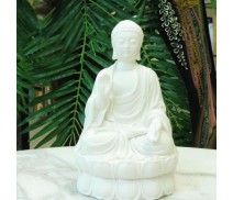Buddha weiss Leichtkeramik rechte Hand oben linke Hand unten